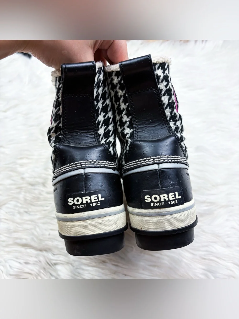 Sorel Tivoli Houndstooth Waterproof Winter Snow Fleece Duck Boot Black Pink